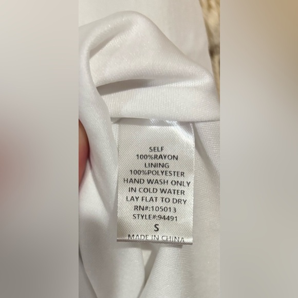 Savanna Jane Women’s Embroidered top S White Boho Peasant Floral Cottagecore - Picture 4 of 9